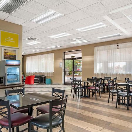 Quality Inn Near Speedway Wilkesboro Luaran gambar