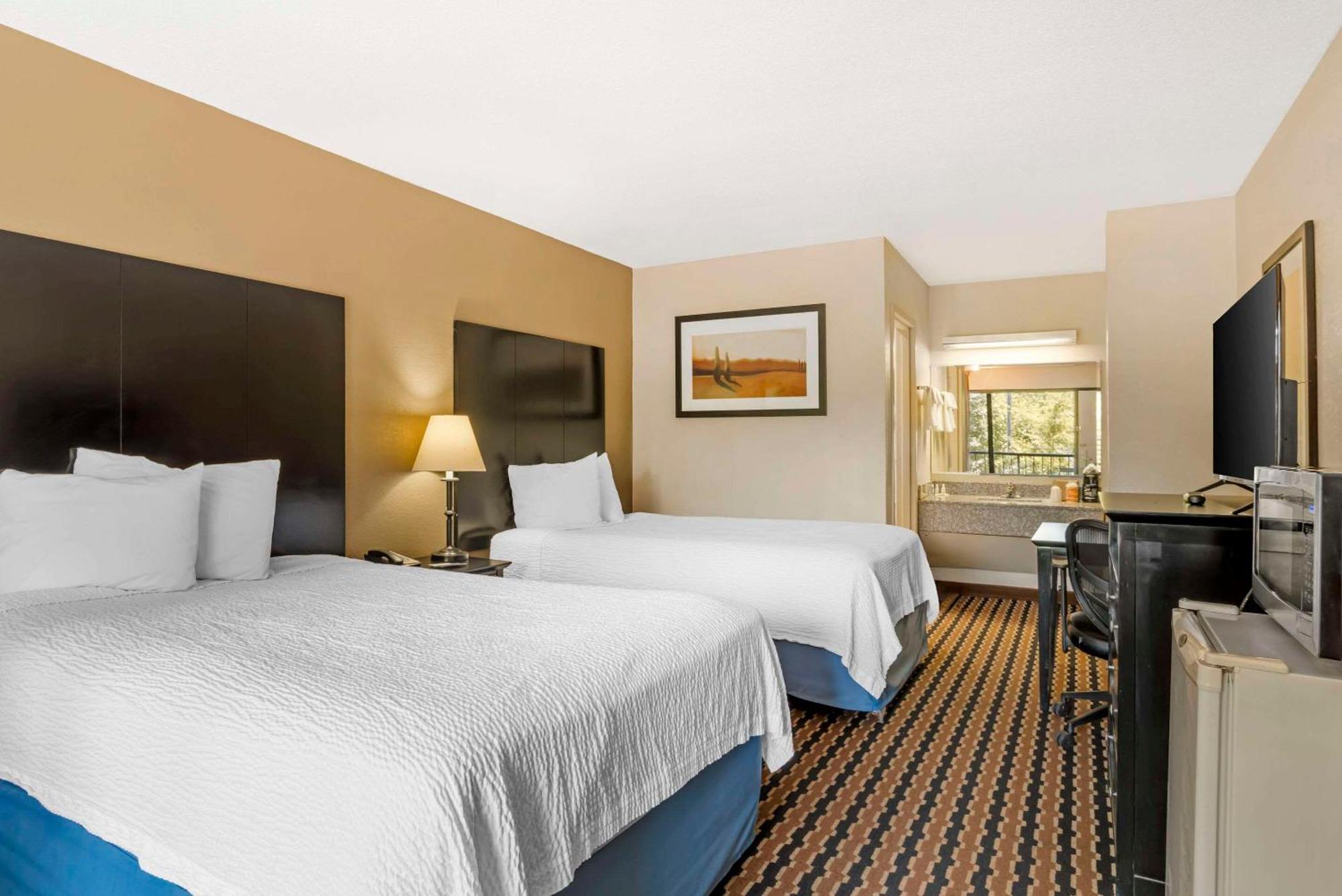 Quality Inn Near Speedway Wilkesboro Luaran gambar